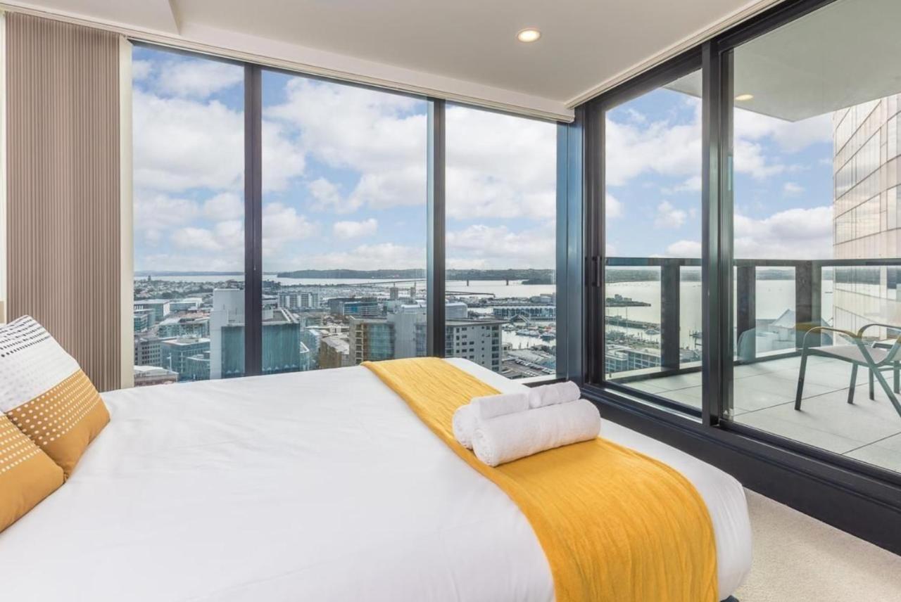 Magnificent Skytower, Sea, Habour View In Cbd Apartment Оукланд Екстериор снимка